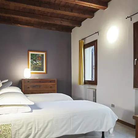 Apartment L'ospite *